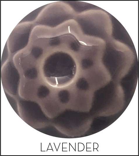 This image has an empty alt attribute; its file name is lavender.png